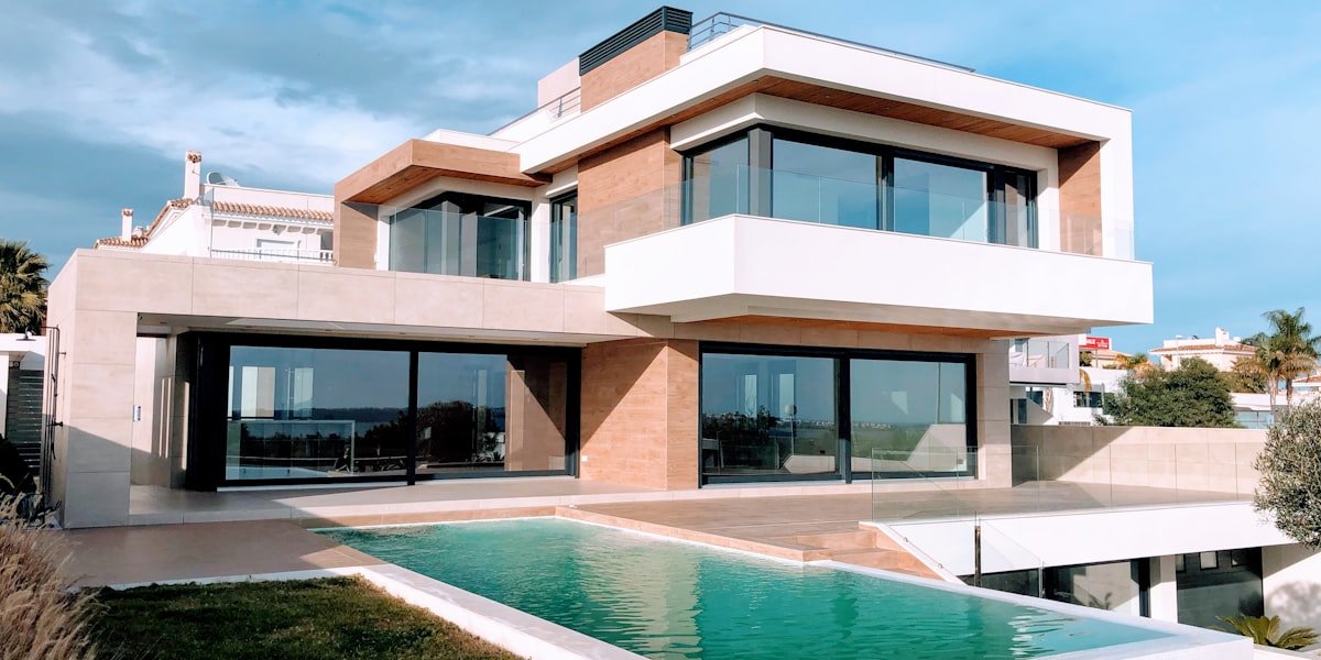 Private Villa & Chateau Rentals: The Ultimate Guide to Exclusive Couples Escapes